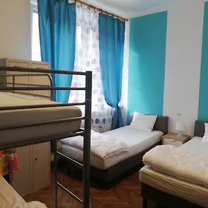 Lorf Hostel&apartments Krakau