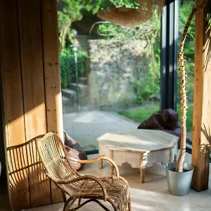 Guest house Blisshouse Luxurious Calm And Energetic Spot Near By Surrounded By The Forest Where Will Find Your Peace And Your People, Krakow